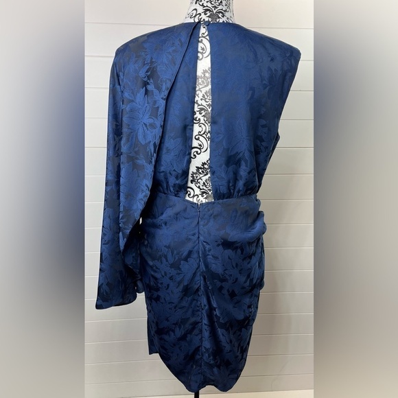 Vici Dress Womens Large One Shoulder Drape Floral Mini Quiet Luxury NWOT - Picture 3 of 12